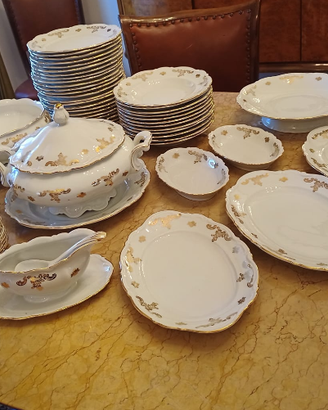 Servizio di Piatti Vintage in Porcellana Barocco