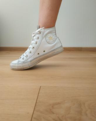Converse Chuck Taylor All Star Hi in pelle bianca