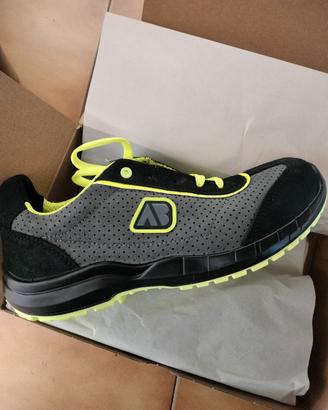 Scarpe antinfortunistiche 