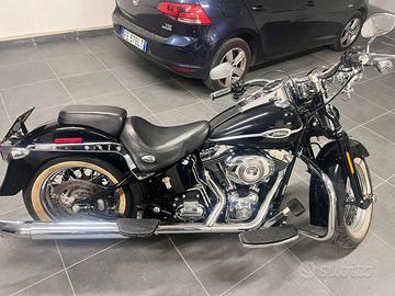 HARLEY DAVIDSON SOFTAIL SPRINGER CLASSIC
