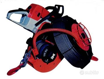 Verricello forestale Zollern + Motosega Hysquarna