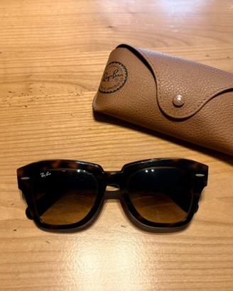 Ray-Ban State Street RB2186 1324/BG 52