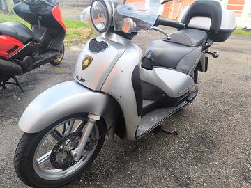 Aprilia Scarabeo 200 Rotax