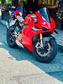 Ducati Panigale V4S