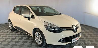 Clio van 2017