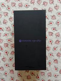 Motorola Signature 16+512 PANTONE Martini Olive