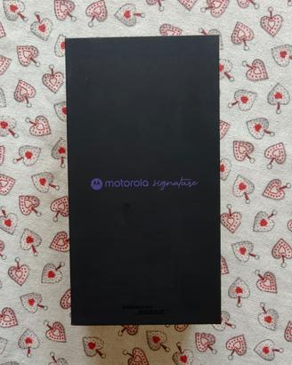 Motorola Signature 16+512 PANTONE Martini Olive