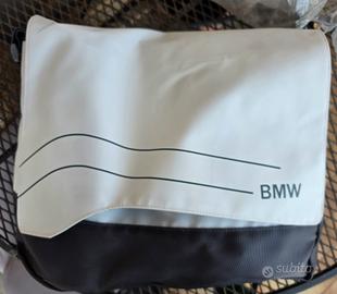 Kit Lavaggio Auto e Tracolla Originale BMW