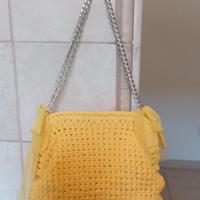 Borsa fatta a mano all'uncinetto2