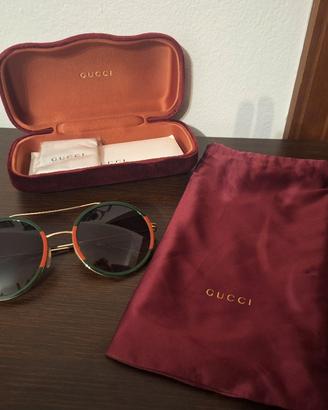 occhiali da sole Gucci nuovi con cartellino 