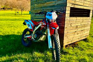 hm cre f 125 (150)