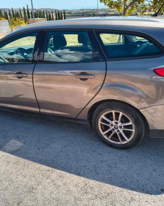 FORD FOCUS 1.5 dci 95cv Consumi Bassissimi Spazio