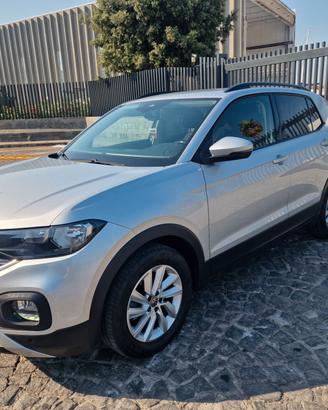 Volkswagen T-Cross 1.6 TDI cambio automatico