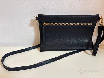 Pochette OVS