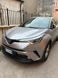 Toyota chr hybrid