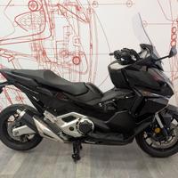 Honda Forza 750