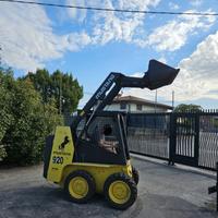 P179- Mini Pala 16 q Mustang 920