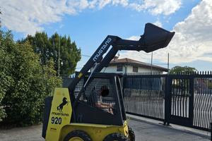 P179- Mini Pala 16 q Mustang 920