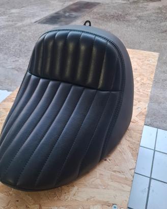 sella monoposto per softail