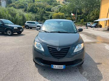 Lancia Ypsilon 0.9 TwinAir 85 CV 5 porte Metano Ec