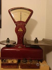 Bilancia vintage A. Vandoni Milano con due piatti