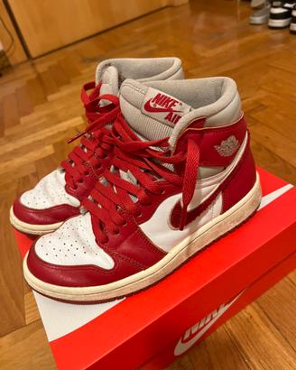 Jordan 1 Retro High OG rosso universitario (donna)