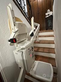 Sedia montascale elettrica