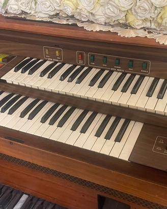 Organo elettronico Viscount Cabaret 80W vintage