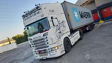Scania R560