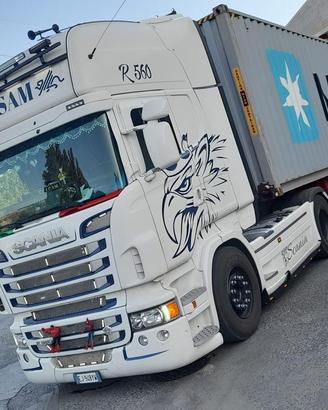 Scania R560