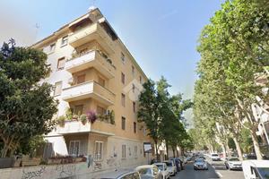 MONOLOCALE A ROMA