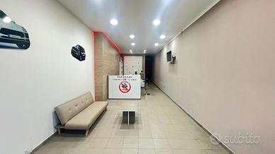 Locale commerciale a Tremestieri Etneo