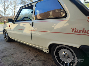 Renault 5 alpine turbo