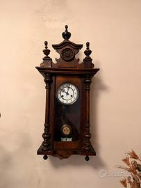 Orologio a pendolo vintage