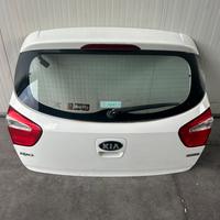 Vendiamo portellone kia rio anno 2014