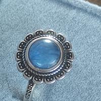 Anello in argento S925 con pietra blu– elegante