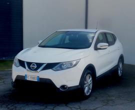 Nissan Qashqai 1.5 dCi N-Connecta