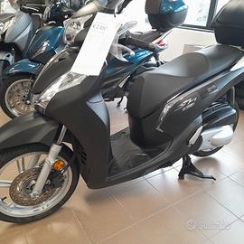 Honda SH 300 - 2015