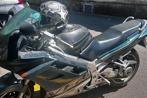 Vfr rc36 750cc del 94