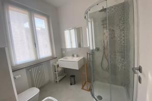 Stanza in appartamento solo ragazze