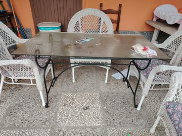 tavolo di vetro 