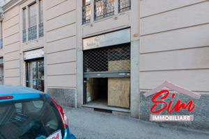 1 Vetrina a Novara