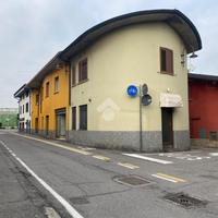 NEGOZIO A GRASSOBBIO