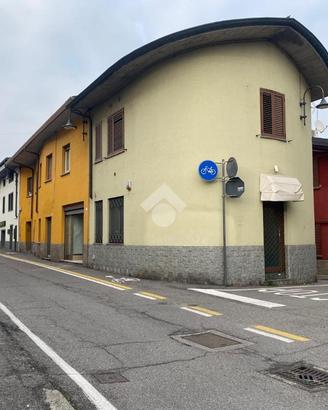 NEGOZIO A GRASSOBBIO