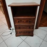 Mobiletto in legno
