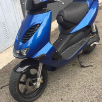 Aprilia sr