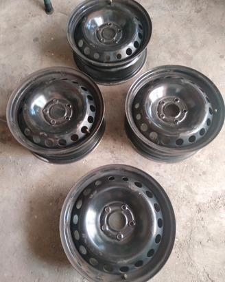 Cerchi auto gomme 205-55-16