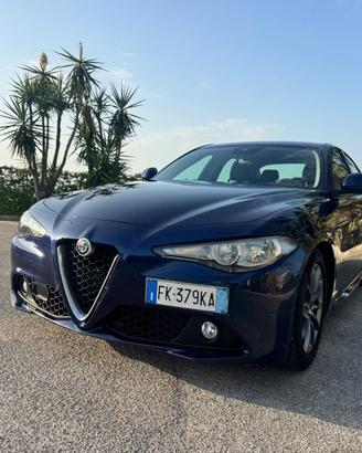 Alfa Romeo Giulia 2.2 Turbodiesel 150 CV AT8 Busin