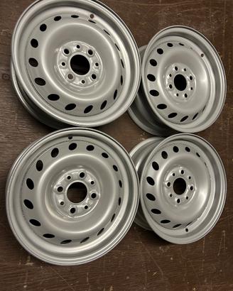 Kit 4 Cerchi in lamiera Fiat 600, Panda, Punto