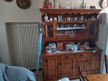 mobili antichi in legno vari per sistemazione casa